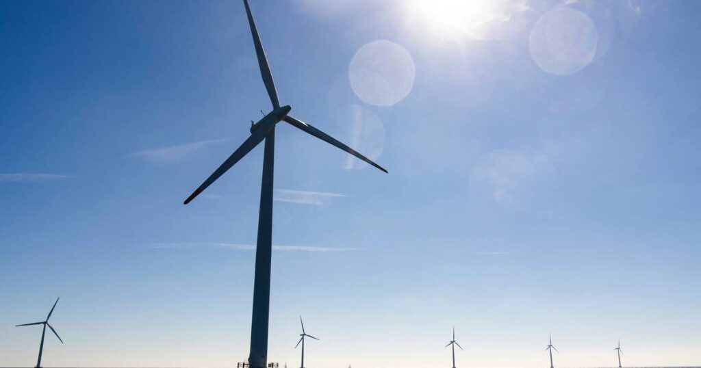 US renewable energy investment plummets in H1 2025: BNEF