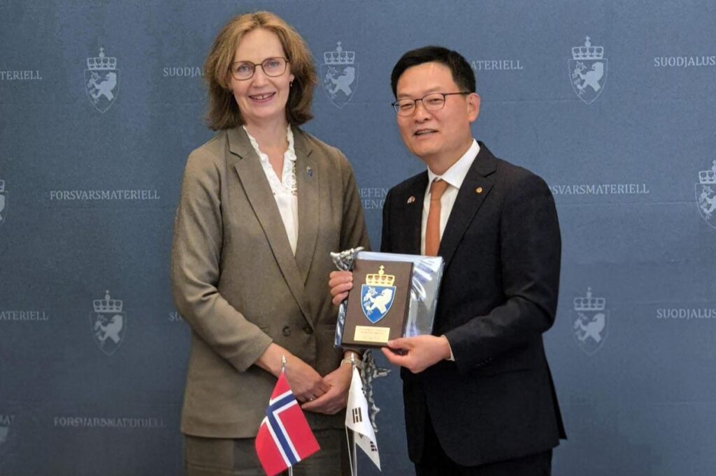 Hanwha Aerospace signs 3rd contract to supply K9 howitzers to Norway