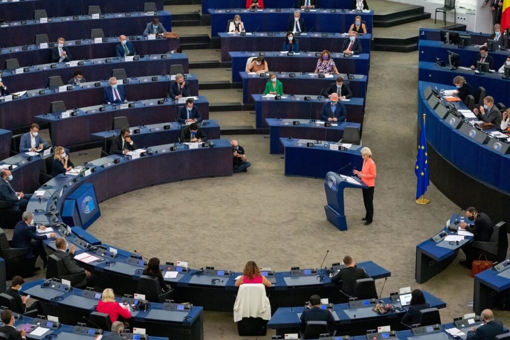 Europeans demand more EU unity on bloc's defence and economy