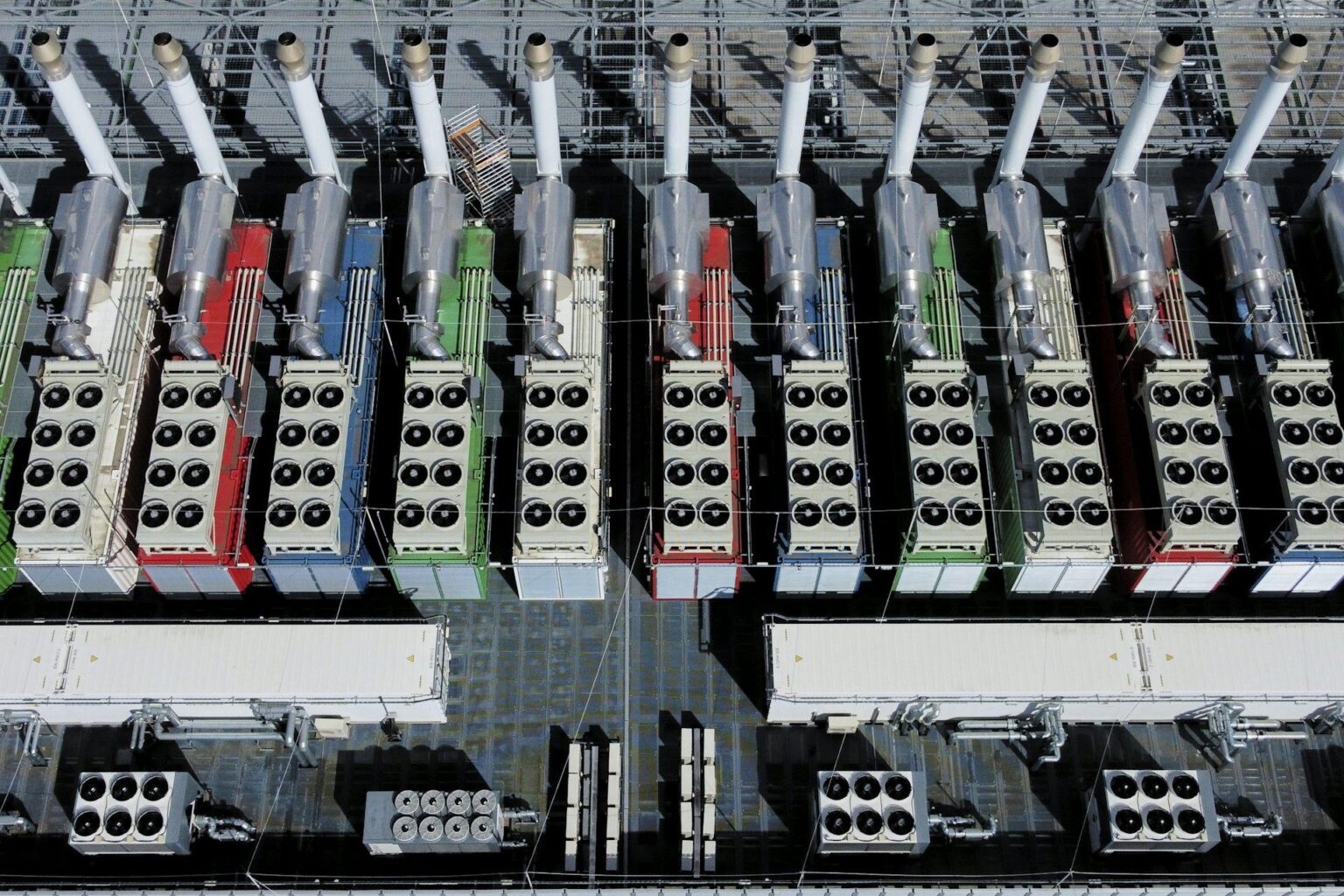 Newswise: AI’s Ballooning Energy Consumption Puts Spotlight On Data Center Efficiency