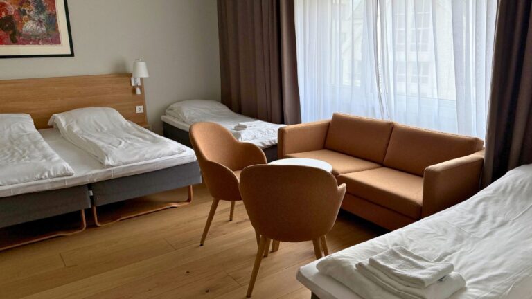 Spacious family room at Hotel Noreg. Photo: David Nikel.