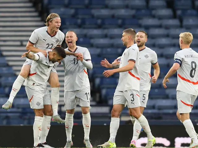 Iceland players celebrate Victor Palsson's goal on June 6, 2025