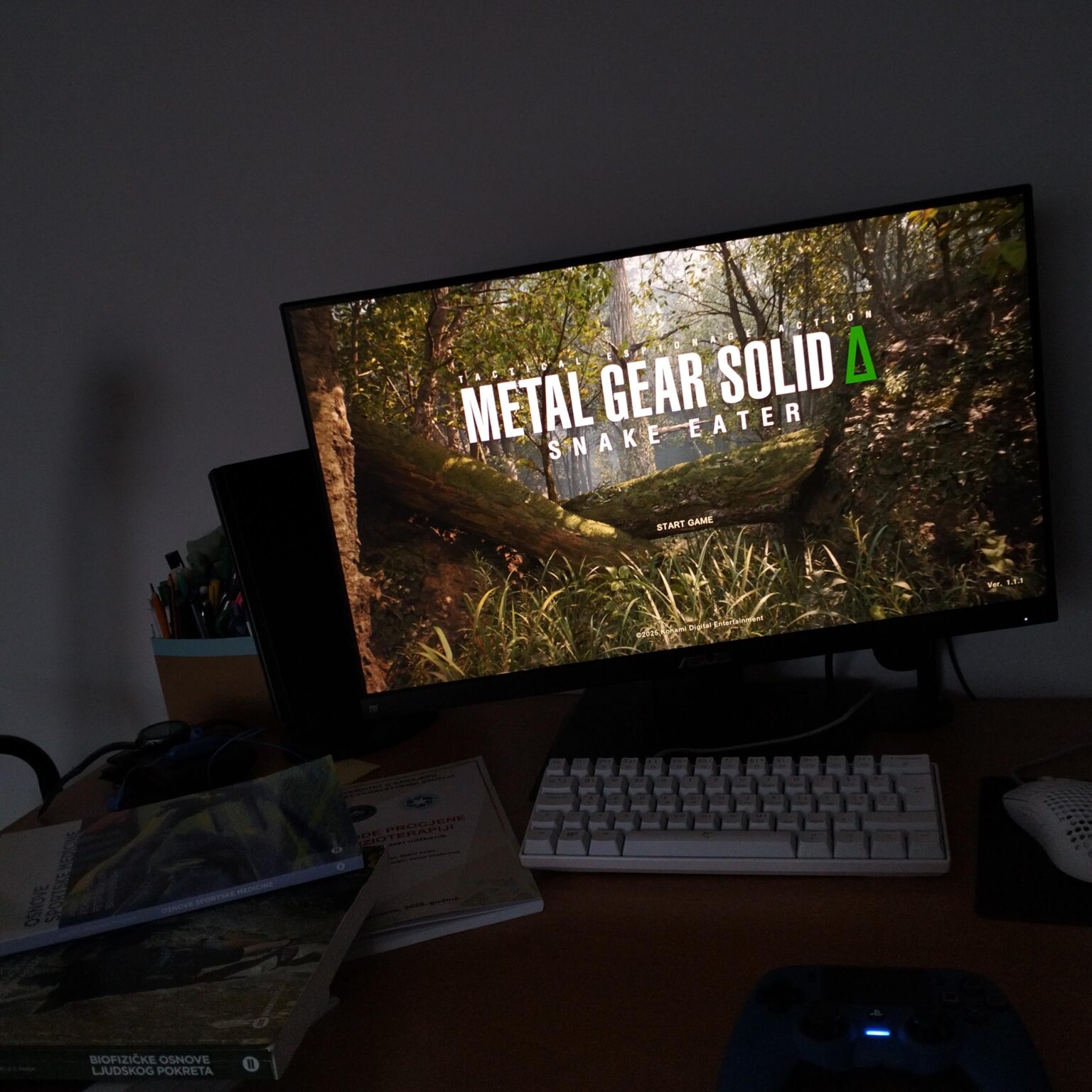 In the last two days, my brake has failed on my car, then my bike has broken down and today my phone I have been falling apart. But I'm still a lot of happy because I can play Metal Gear Solid 3 Remake.