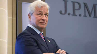 JPMorgan Chase CEO Jamie Dimon warns US economy is weakening after job data revision: ‘There’s a lot of…’