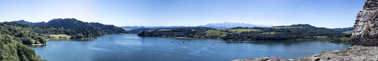 Lake Czorsztyn Panorama, from the ruins of castle in Czorsztyn