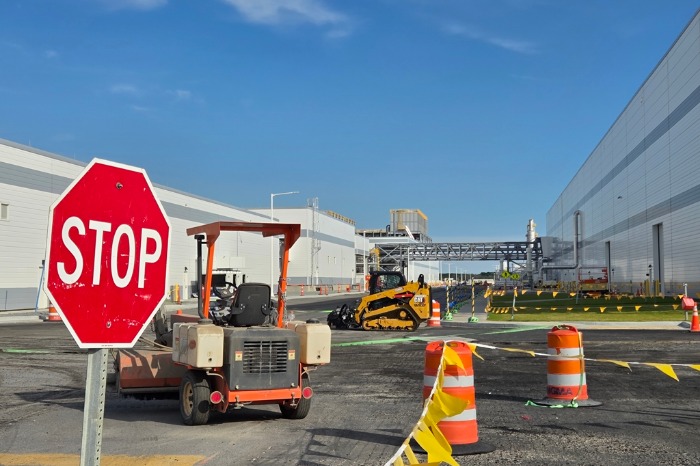 Korea’s major US investment projects halted as detained LG Energy workers set for release