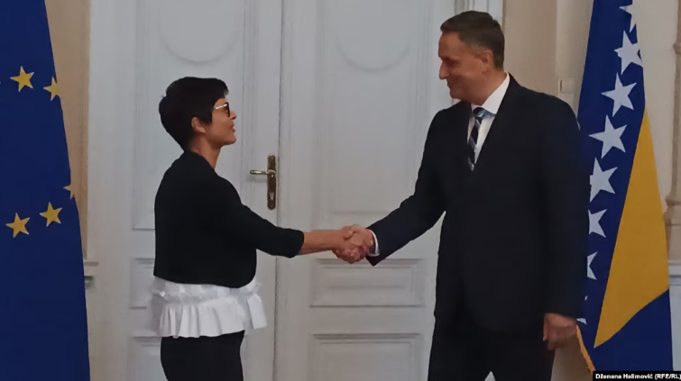 Kos begins three-day visit to Bosnia and Herzegovina