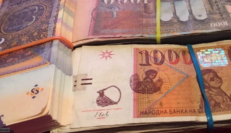 The gross salary reached 68.102 denars