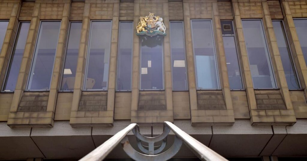 Uber driver fined after refusing passenger with guide dog