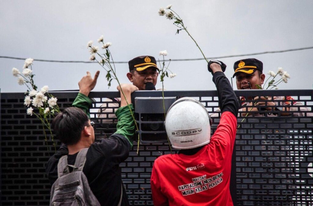 What is happening in Indonesia (which 99% of the Italian press is ignoring)