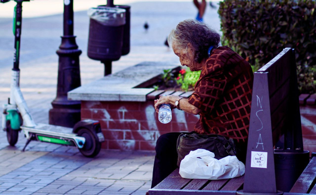 Bulgaria: Despite Higher Wages, Over 12% of Employed Bulgarians Remain Below Poverty Line