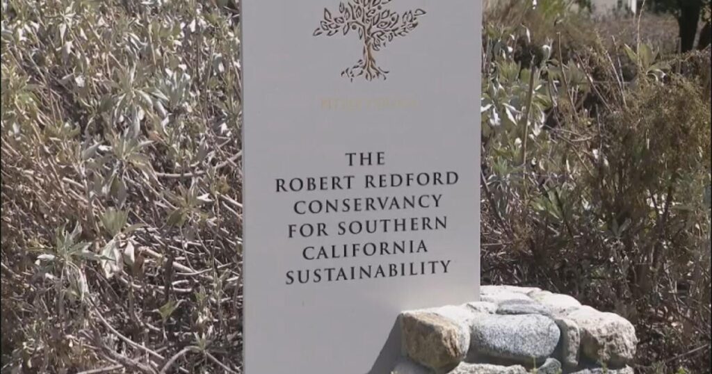 Pitzer College honors Robert Redford's environmental advocacy