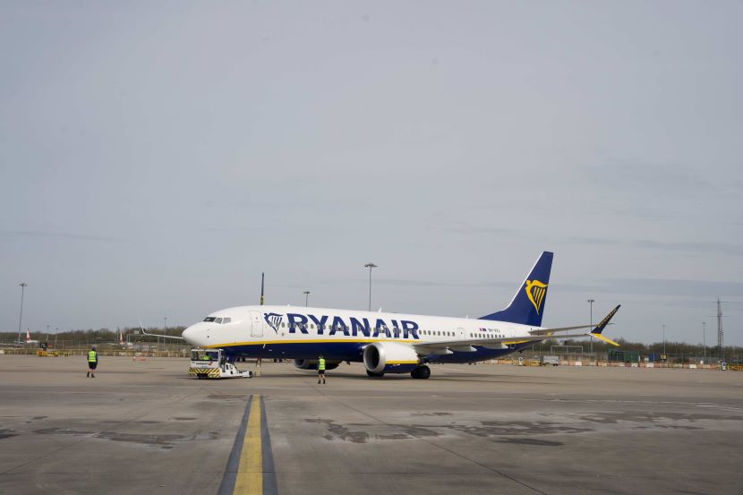 Aena’s Airport Fee Hike Leads Ryanair to Cut Flights in Spain for Winter 2025 Season