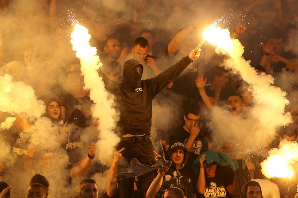 Serbian Ultras Prepare Provocation: Why the England-Serbia Match is Considered High-Risk Serbian Ultras Prepare Provocation: Why the England-Serbia Match is Considered High-Risk