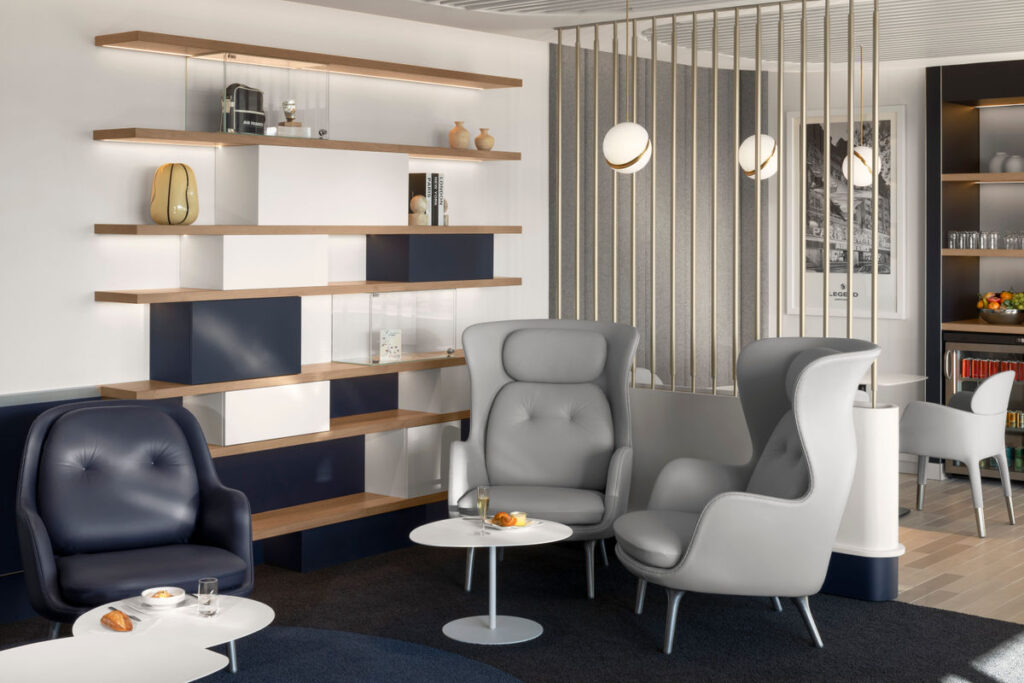 Unwind at the Redesigned Air France Lounge at Charles de Gaulle Airport Unwind at the Redesigned Air France Lounge at Charles de Gaulle Airport