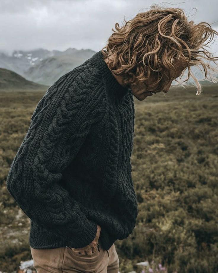 Where the hell can I buy such a nice men's sweater for autumn