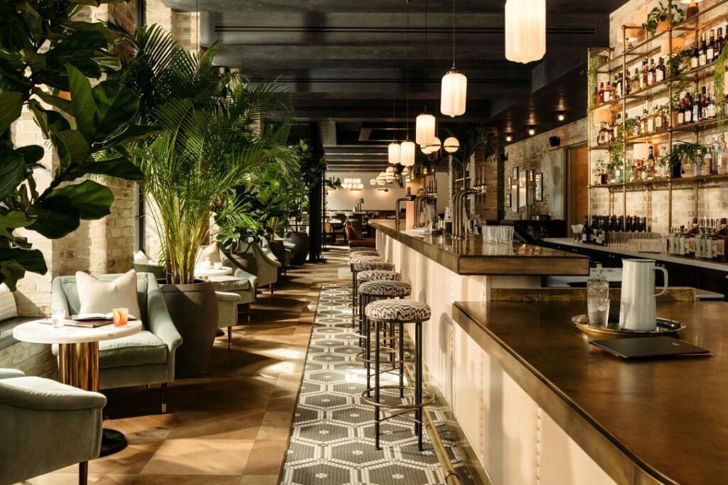 One United Properties to bring hotel brand The Hoxton to Bucharest One United Properties to bring hotel brand The Hoxton to Bucharest