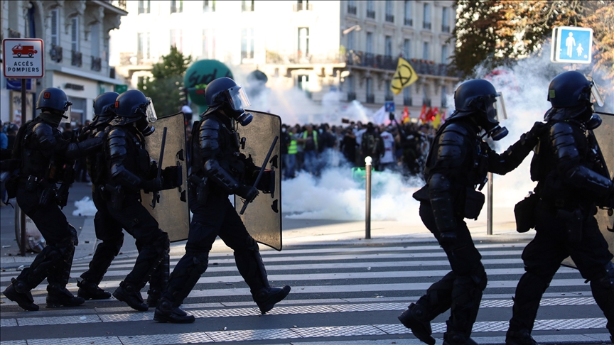 309 arrested as 1M attend nationwide protests in France: Report