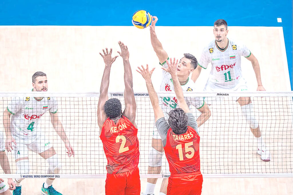 Bulgaria clinches quarterfinal seat