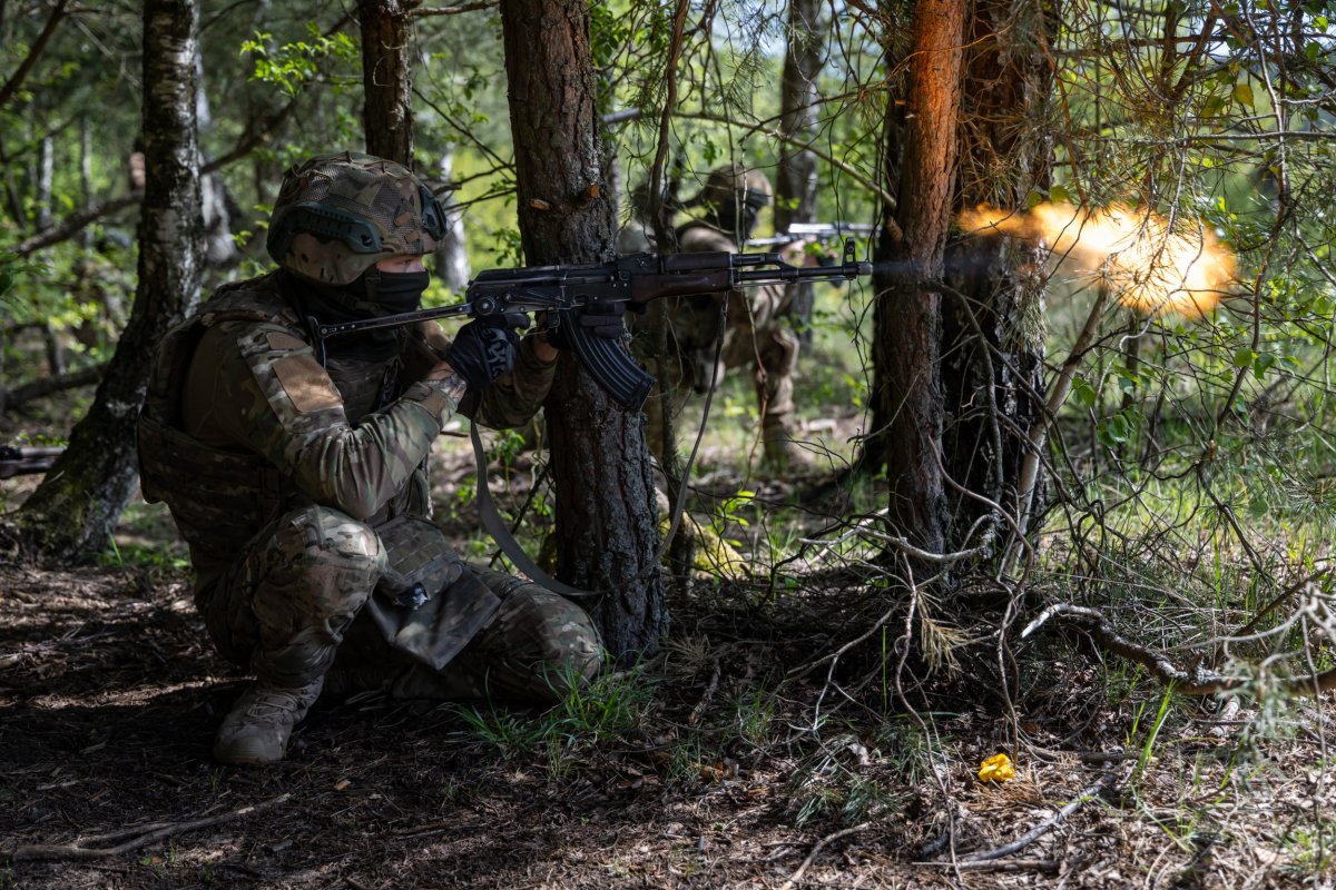 Ukraine soldiers train Poland