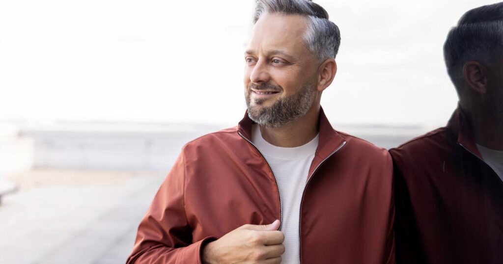 Nate Bargatze has a genius plan to keep Emmys speeches short