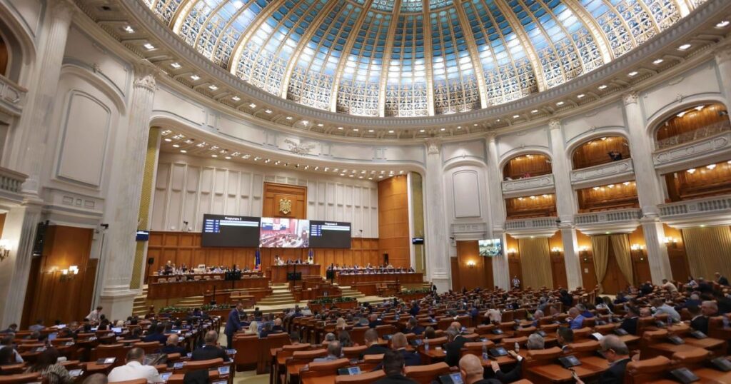 All four censorship motions against the Bolojan government failed. Opposition, fewer votes than signatures