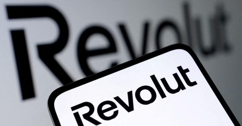 Revolut becomes the 5th Italian bank with retail customers at 4 million (1 million more in the last eight months)