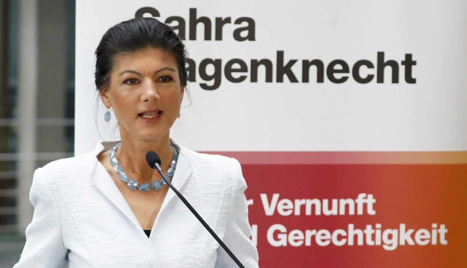 Sahra Wagenknecht calls Poland to resign from drones to Russia