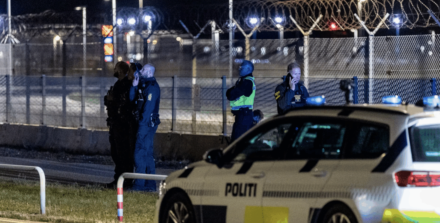 Drone chaos paralyzes airports in Denmark and Norway Drone chaos paralyzes airports in Denmark and Norway