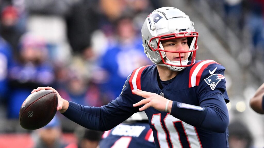 New England Patriots QB Anticipating Hostile Environment vs. Bills
