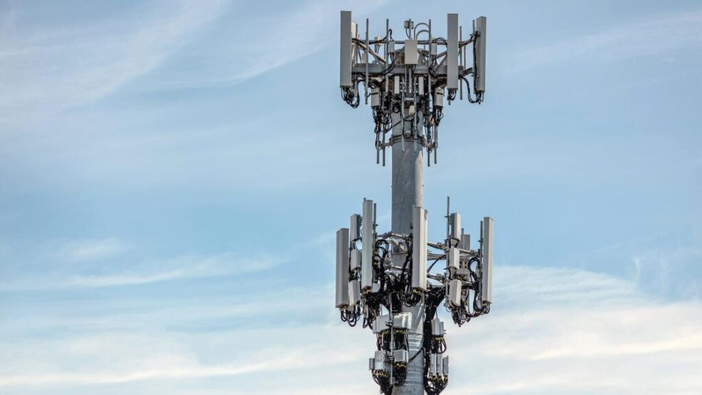 Someone Is Destroying Cell Towers in New Zealand