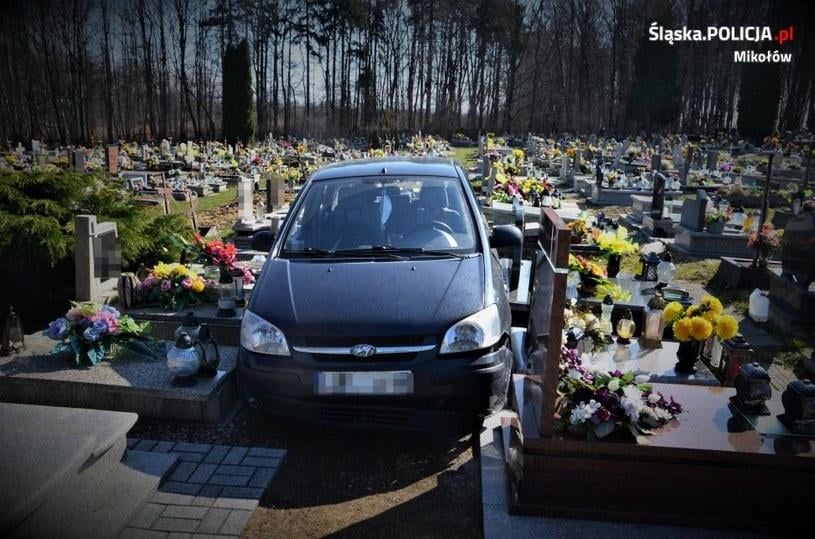 A short guide on how (not) to park when going to the cemetery