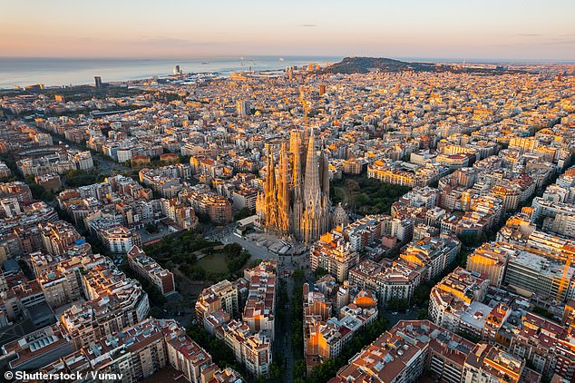 Christina has found that people are much more sociable and go out a lot more in Barcelona, compared to the US, plus everything is much cheaper - which makes socialising much easier