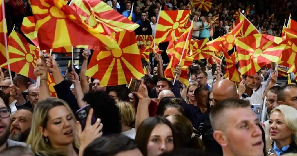 In the Albanian political bloc, the battle is taking place between...