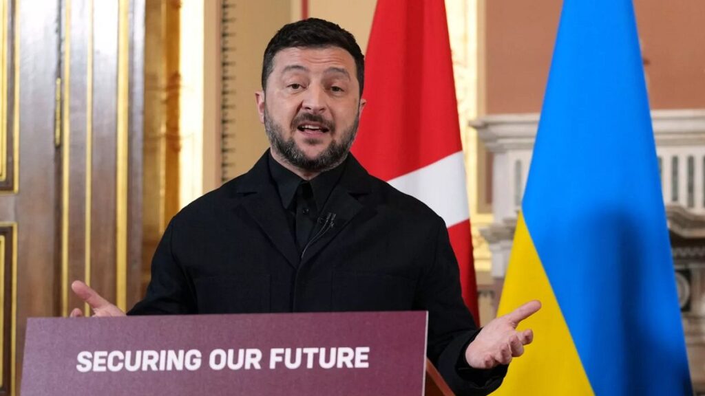 Ukraine's president urges US to expand sanctions on Russia to force it to peace talks