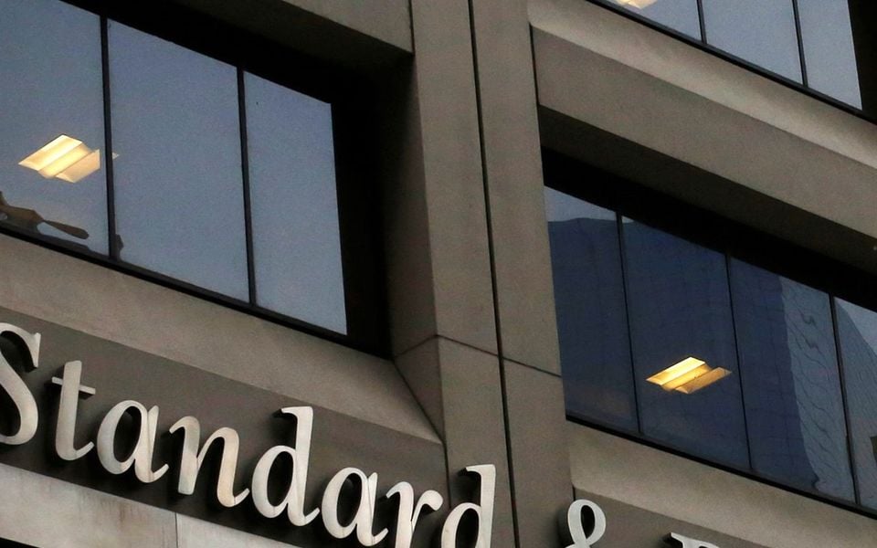 S&P affirms Greece’s credit rating at BBB with stable outlook