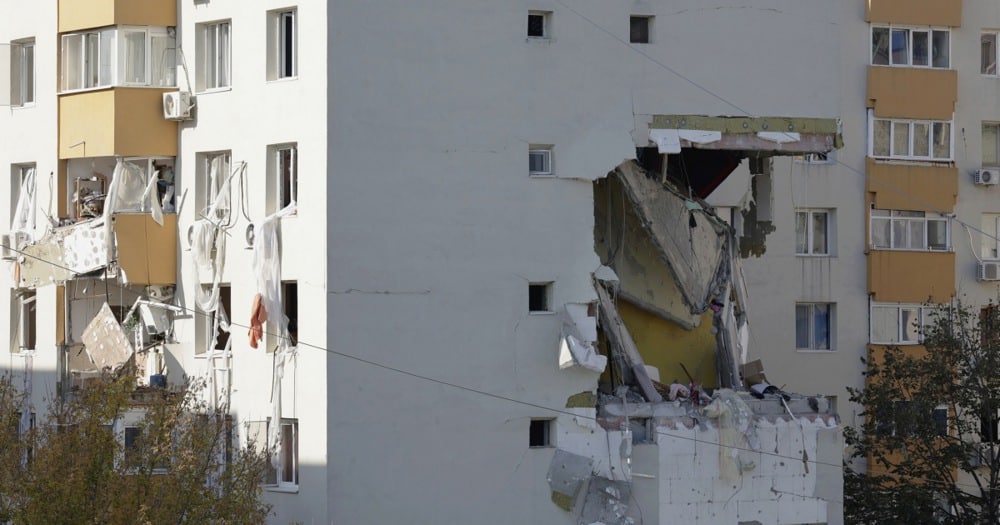 Powerful Explosion Rocks Romanian Capital, Killing Three