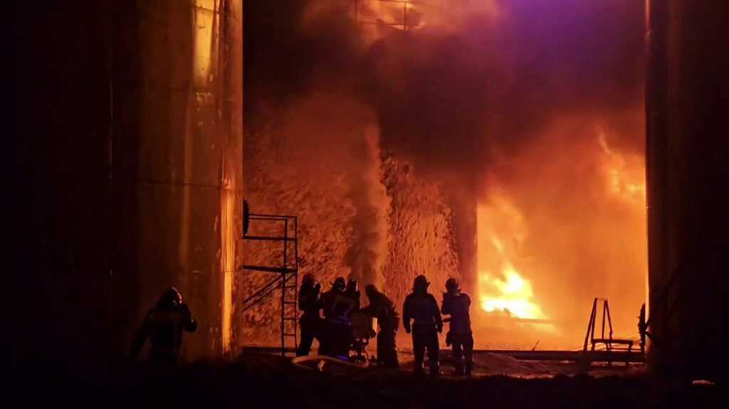 US Intel Helped Power Kyiv’s Strikes That Crippled Russian Oil – Officials