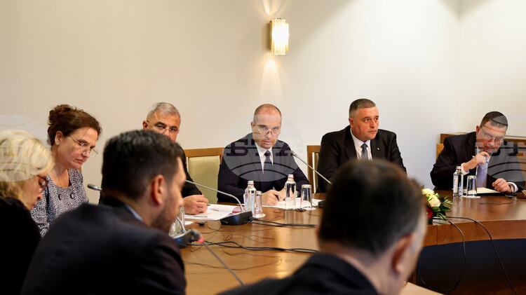 Transport Minister Calls for Accelerated Agreement with Romania, Greece on New Bridge Infrastructure