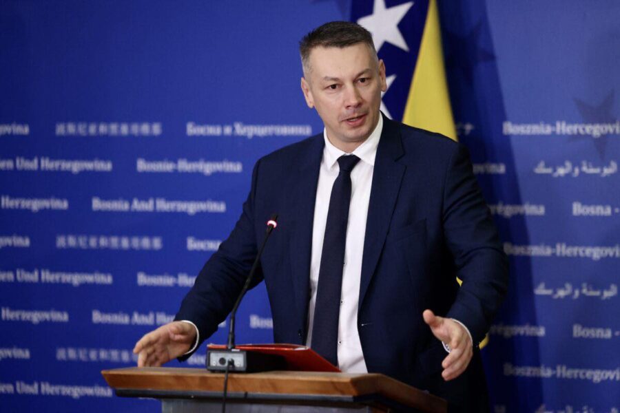 Bosnian Former Security Minister Pays €700,000 Bail in Corruption Case