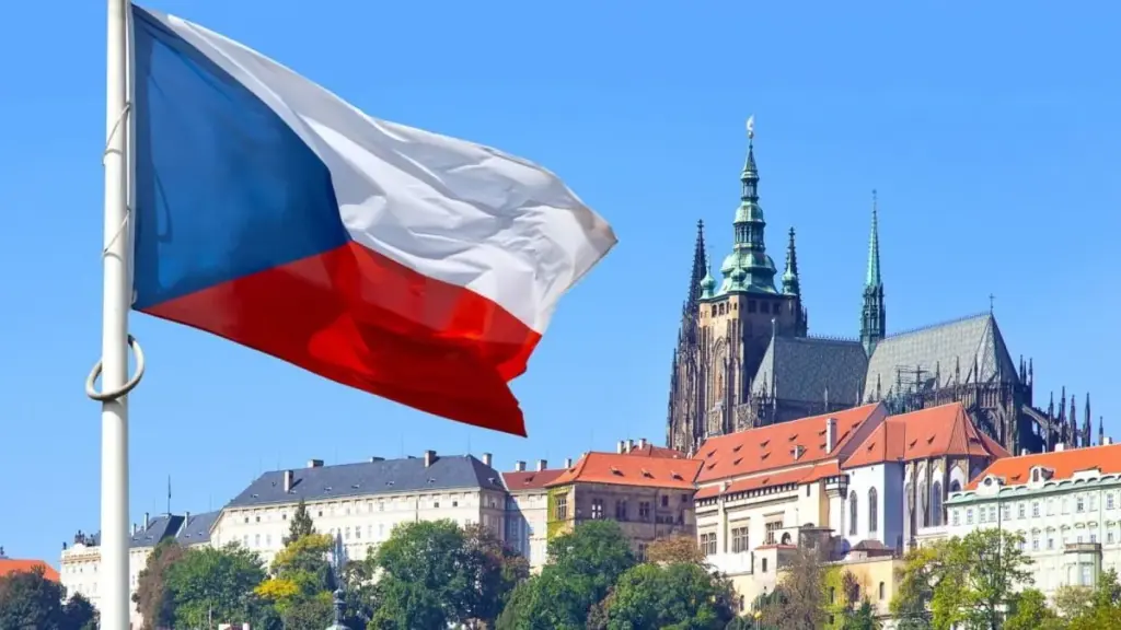 Czechia introduces new restrictions for Ukrainians and their vehicles Photo