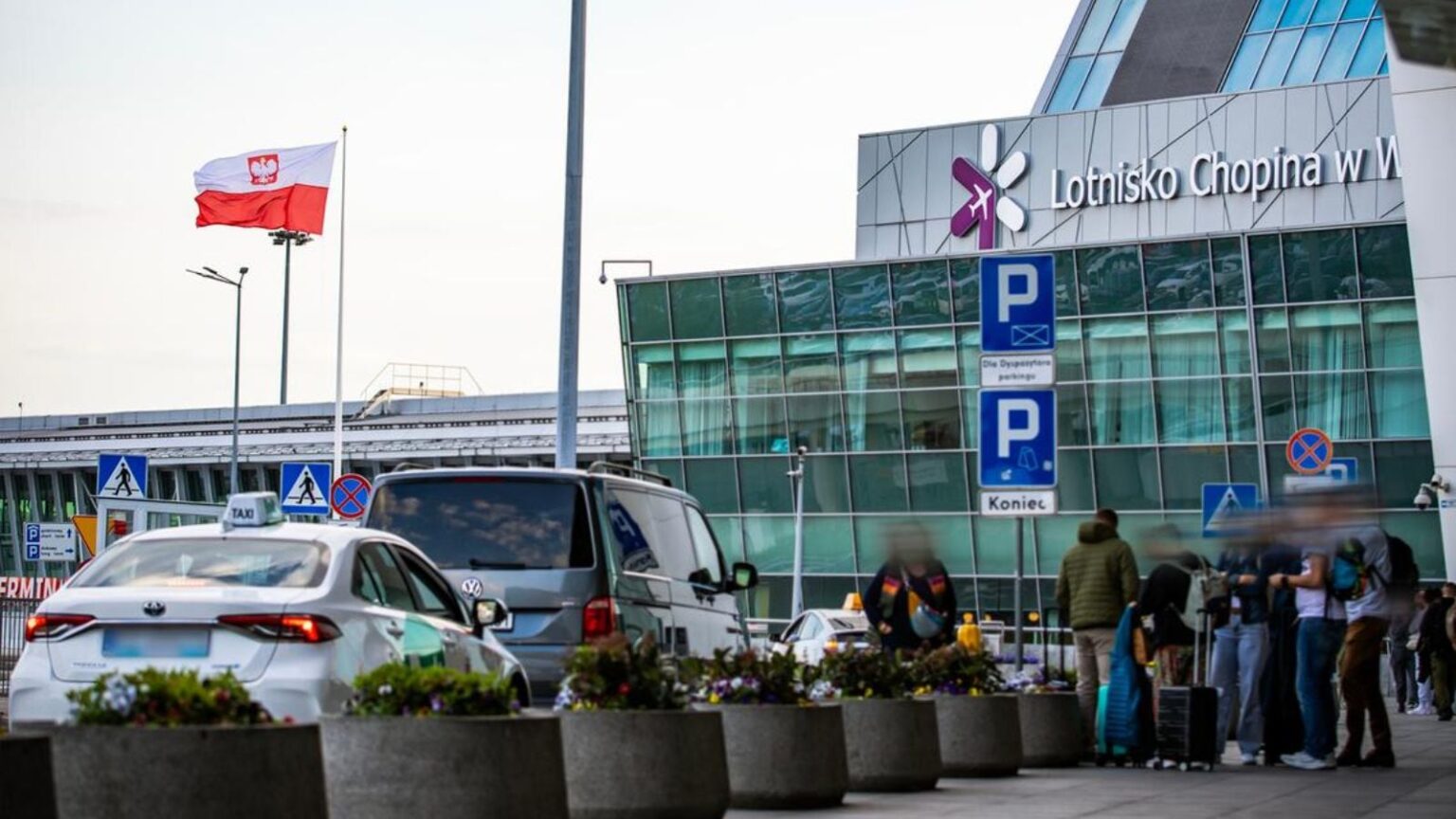 European leaders to discuss ‘drone wall’ in Denmark, days after drones targeted Danish airports | World News Poland shoots down Russian drones; airports resume operations