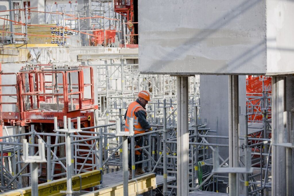 French Construction Giants Find Relief Beyond Troubled France
