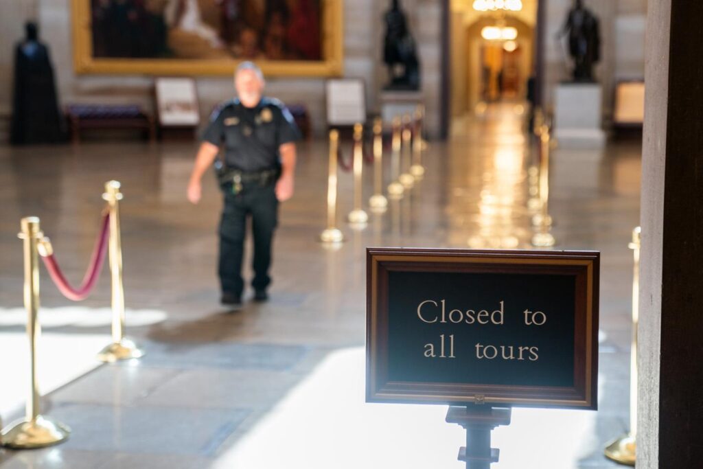 US government shutdown begins to undermine the country's economy