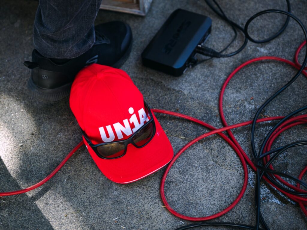Swiss construction workers in Sion rally over contract dispute