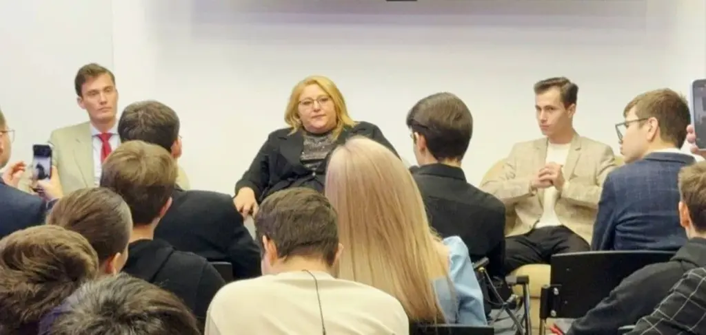 Pro-Russian Romanian MEP threatens to “break Zelenskyy’s legs” Video