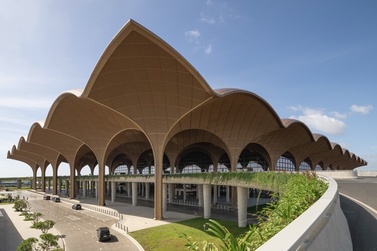 RIBA Stirling Prize Winner and Faith Park in Albania: This Week’s Review - Image 2 of 8