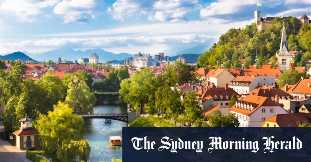 Exploring quirky attractions beyond the main tourist sites Exploring quirky attractions beyond the main tourist sites