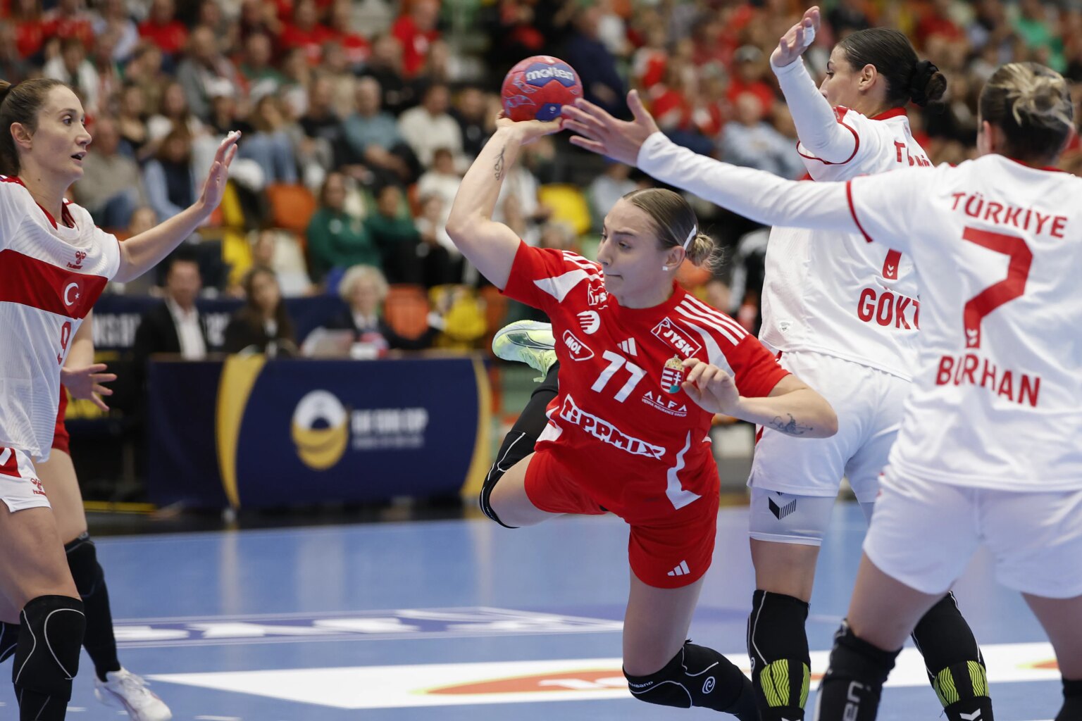 Poland and Hungary get first EURO Cup points with clear wins Poland and Hungary get first EURO Cup points with clear wins