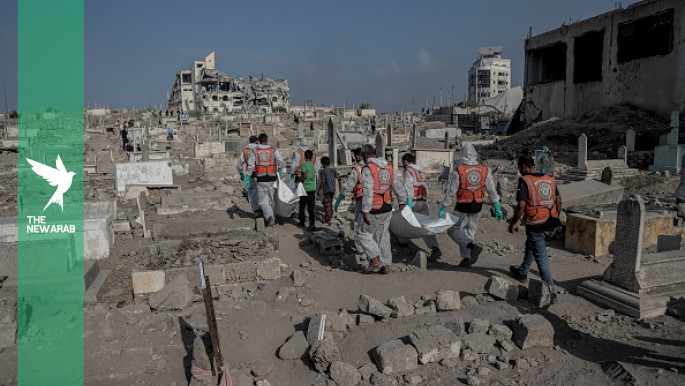 Israel strikes central Gaza, aid groups call for more relief